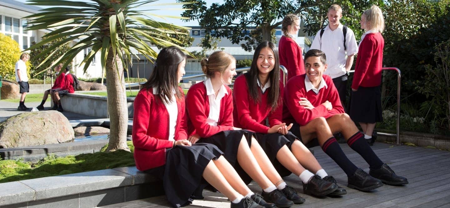 Rangitoto students (2) Rangitoto students (2)